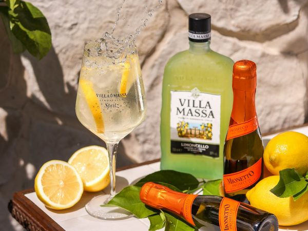 Limoncello Spritz
