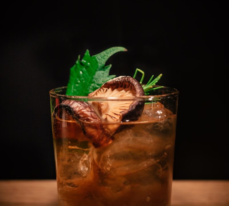 Les 5 techniques indispensables du barman débutant